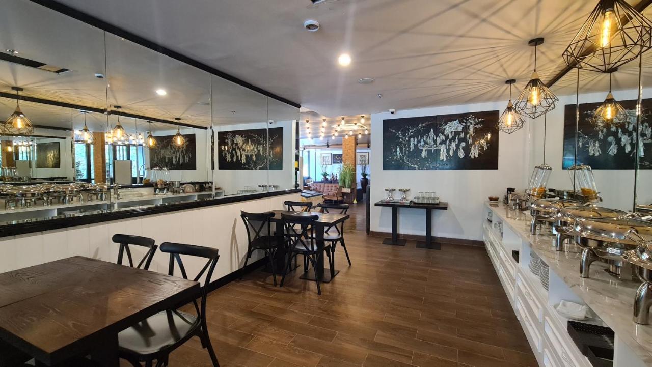 D'Primahotel Lagoi Bintan Bagian luar foto
